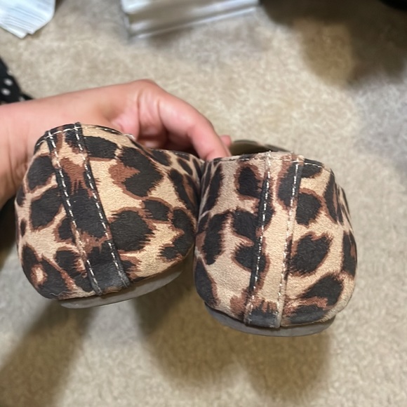 ❤️🔥SOLD❤️🔥4 pairs of Flats - Picture 12 of 16